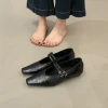 The silver glossy Mary Jane women's shoes and summer high-heeled dance sandals are fashionable and versatile details Picture